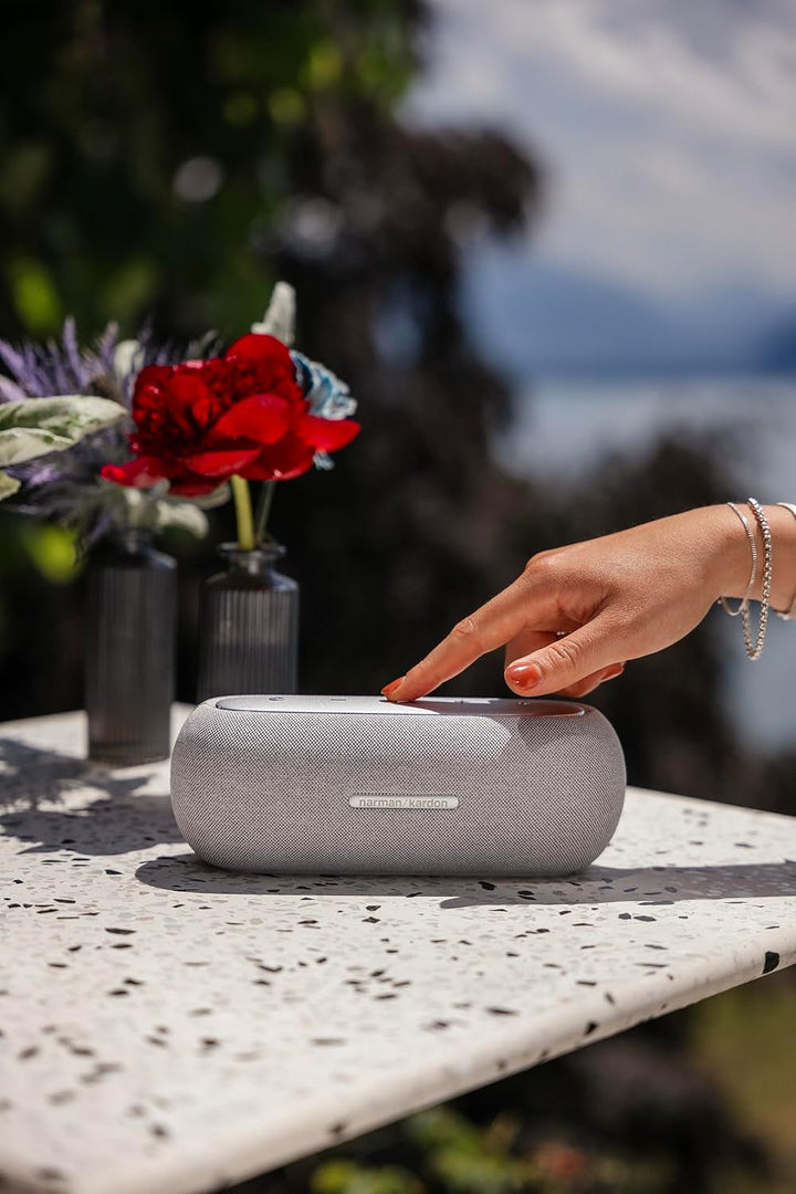 Difuzor Bluetooth Harman Kardon Luna în gri - Difuzor Bluetooth portabil, rezistent la apă - Autonomie de până la 12 ore