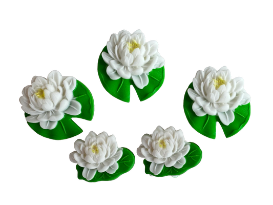 Set of 5 edible sugar paste decorations, White Water Lilies