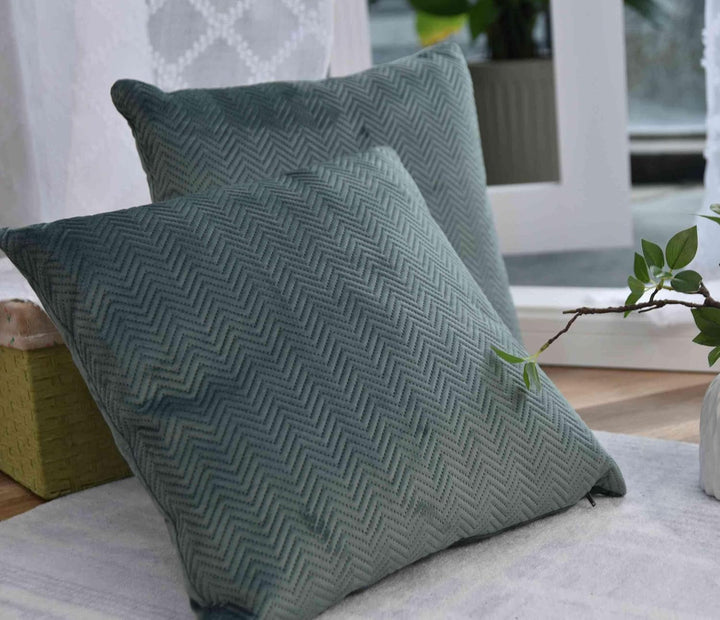 Cutie pentru perdele Pernă Pernă decorativă Lxw 45X45 Cm Verde Jacquard "Greta" Cu design în formă de heringbone Închidere cu fermoar ușor de întreținut Umplutură moale 320G - Varietate de culori, 2023510
