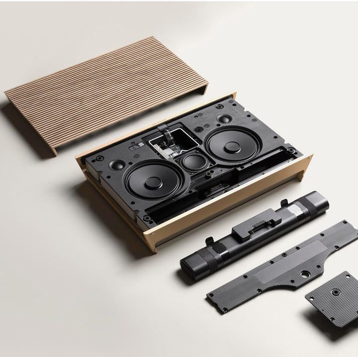 Bang & Olufsen Beosound Level - Difuzor portabil fără fir cu Wifi și Bluetooth (16 ore de funcționare a bateriei), Difuzor durabil certificat Cradle to Cradle - Gold Tone/Wood